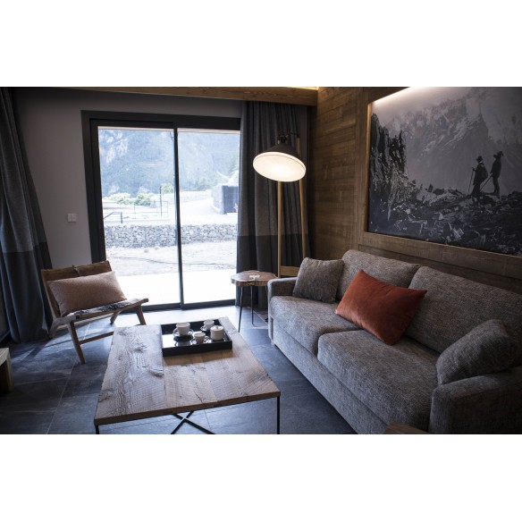 LAMPADAIRE_14 CHÊNE HUILÉ