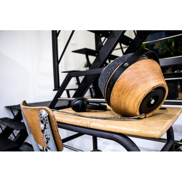 PROJECTEUR_16 CHÊNE BRÛLÉ