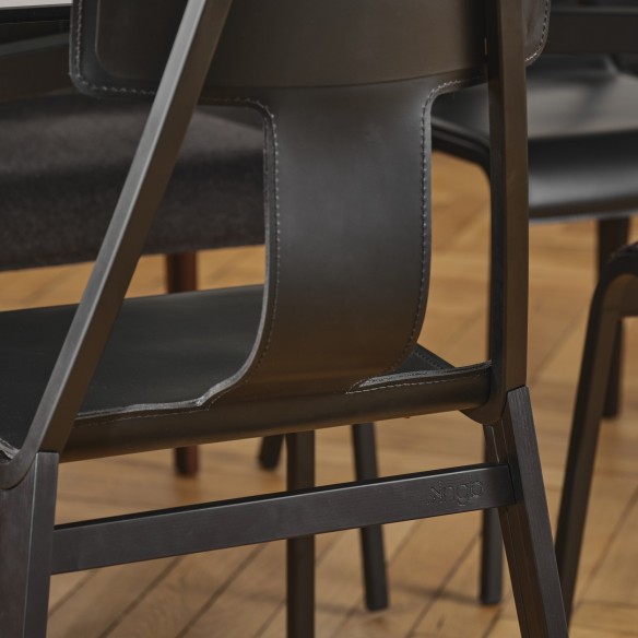 CHAISE_21 CUIR ET BOIS NOIR